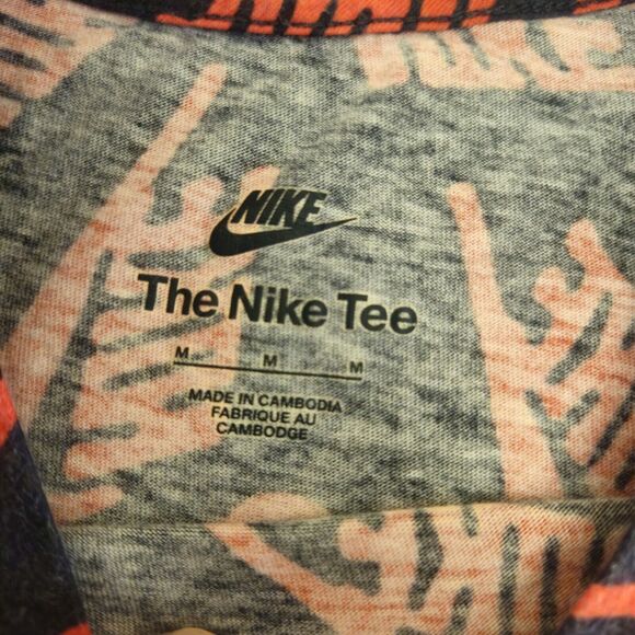 Nike Mens All Over Print T Shirt Size MEDIUM AOP - Picture 3 of 7